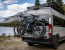 Fourgon aménagé équipé d’un porte-vélo arrière, idéal pour transporter ses vélos lors de voyages, road trips et escapades en pleine nature.